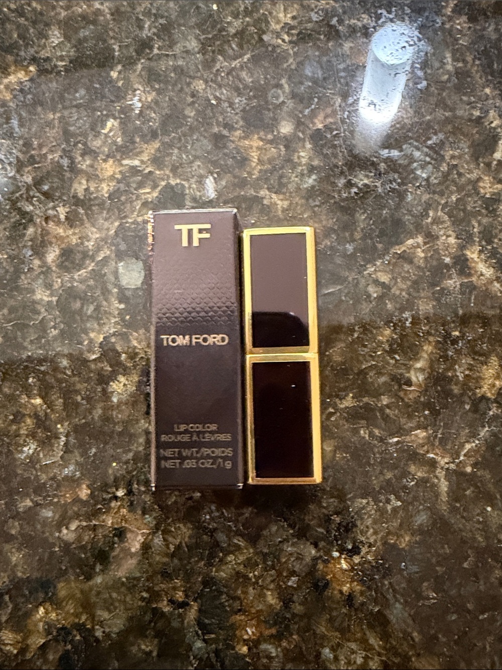 Tom Ford Lipstick in 19 Runway Rose .03oz New